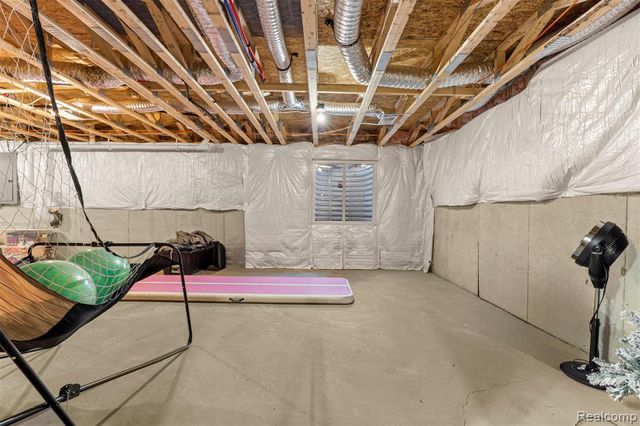 7844 Kreps Drive, Monroe, MI 48162