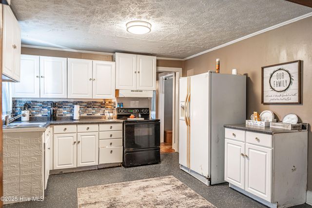 113 Sycamore Street, Hamlet, NC 28345