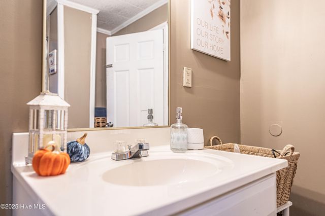 113 Sycamore Street, Hamlet, NC 28345