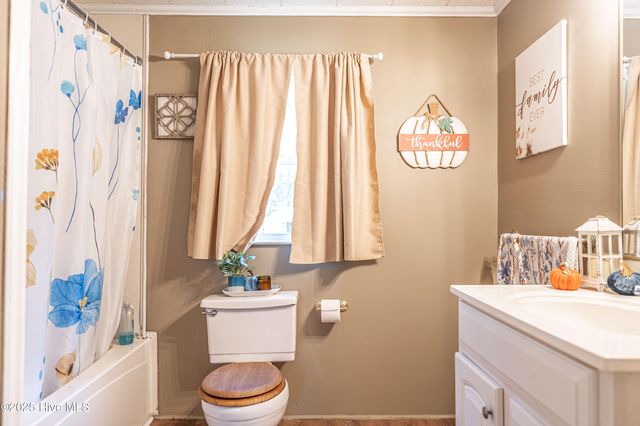 113 Sycamore Street, Hamlet, NC 28345