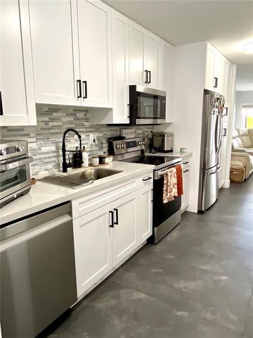 511 SW 115th Ave, Sweetwater, FL 33174