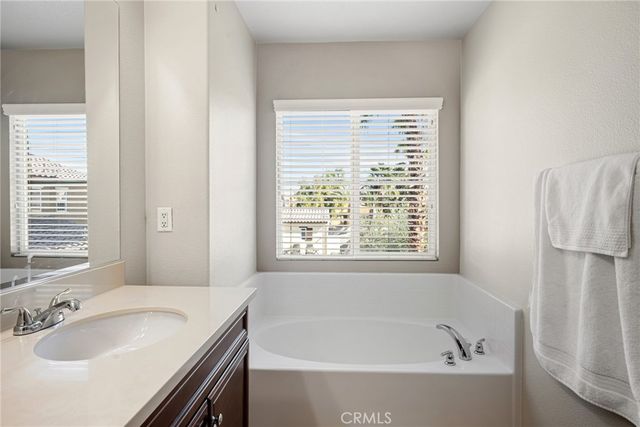 520 Calle Vibrante, Palm Desert, CA 92211