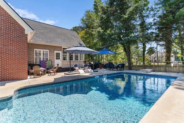 1913 Tara Place, Dalton, GA 30720