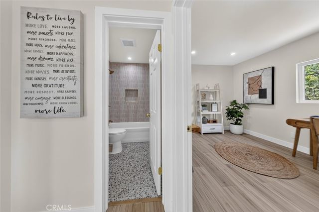 14431 Beaver Street, Sylmar, CA 91342