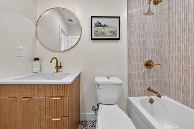 14431 Beaver Street, Sylmar, CA 91342