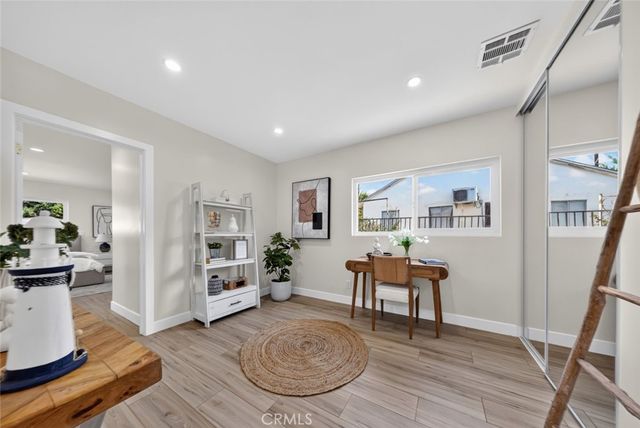 14431 Beaver Street, Sylmar, CA 91342