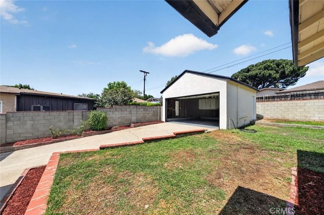 14431 Beaver Street, Sylmar, CA 91342