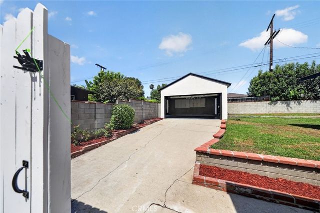 14431 Beaver Street, Sylmar, CA 91342