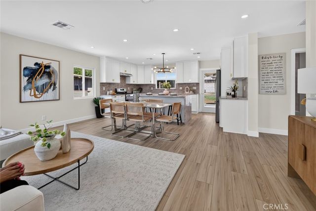 14431 Beaver Street, Sylmar, CA 91342