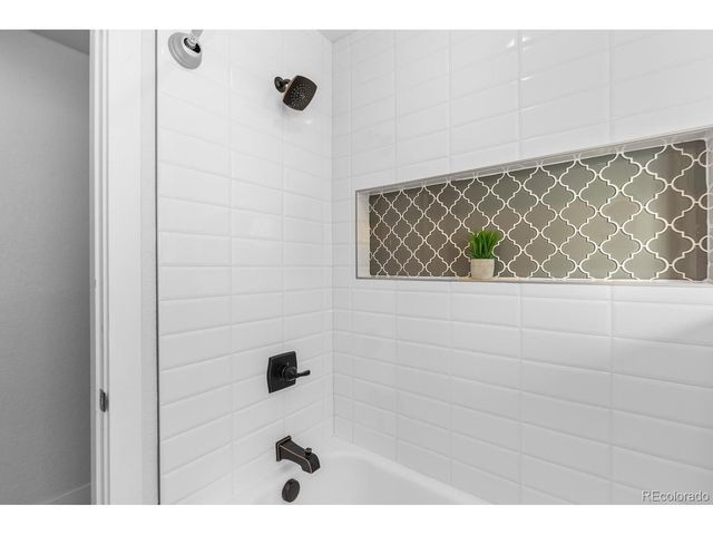 3245 S Albion St, Denver, CO 80222