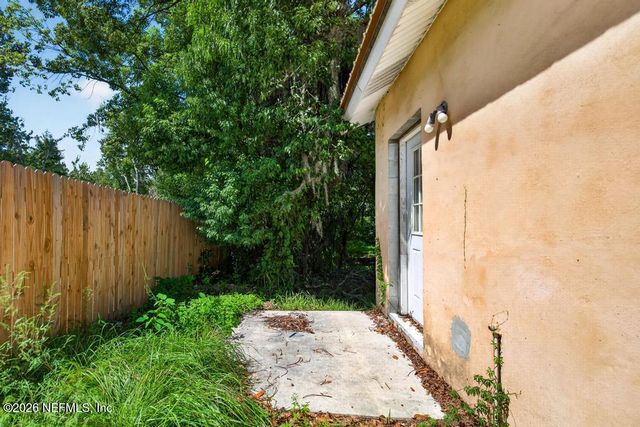 615 WALBURG Street, Green Cove Springs, FL 32043