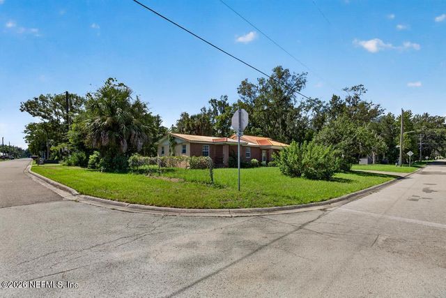 615 WALBURG Street, Green Cove Springs, FL 32043