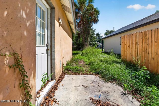 615 WALBURG Street, Green Cove Springs, FL 32043