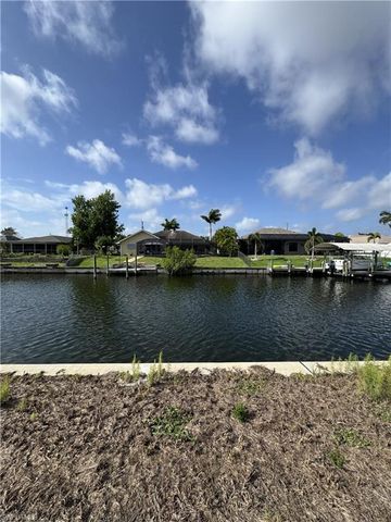 404 SE 29th ST, Cape Coral, FL 33904
