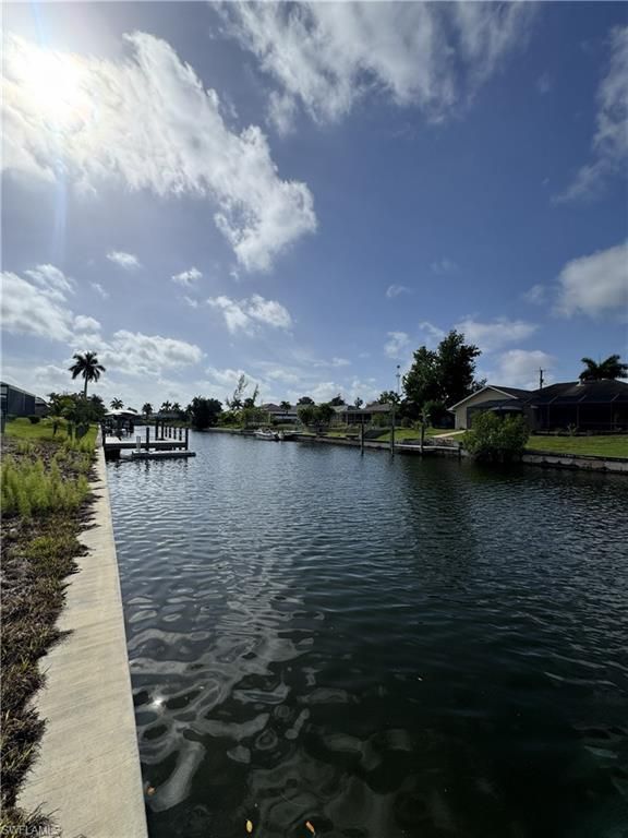 404 SE 29th ST, CAPE CORAL, FL 33904 — photo 4