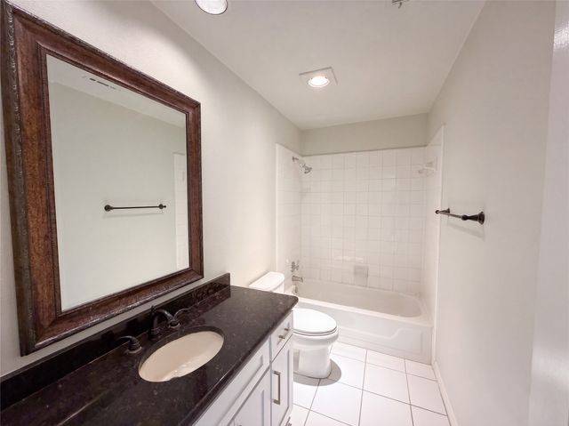 8703 Stonecrest Drive, Irving, TX 75063