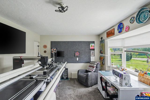 7811 Rambler Dr NE, Salem, OR 97305