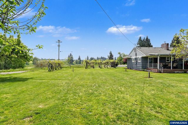 7811 Rambler Dr NE, Salem, OR 97305