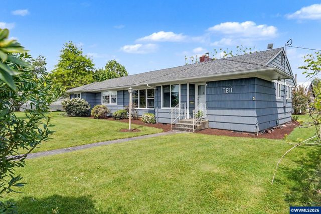 7811 Rambler Dr NE, Salem, OR 97305