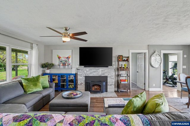 7811 Rambler Dr NE, Salem, OR 97305