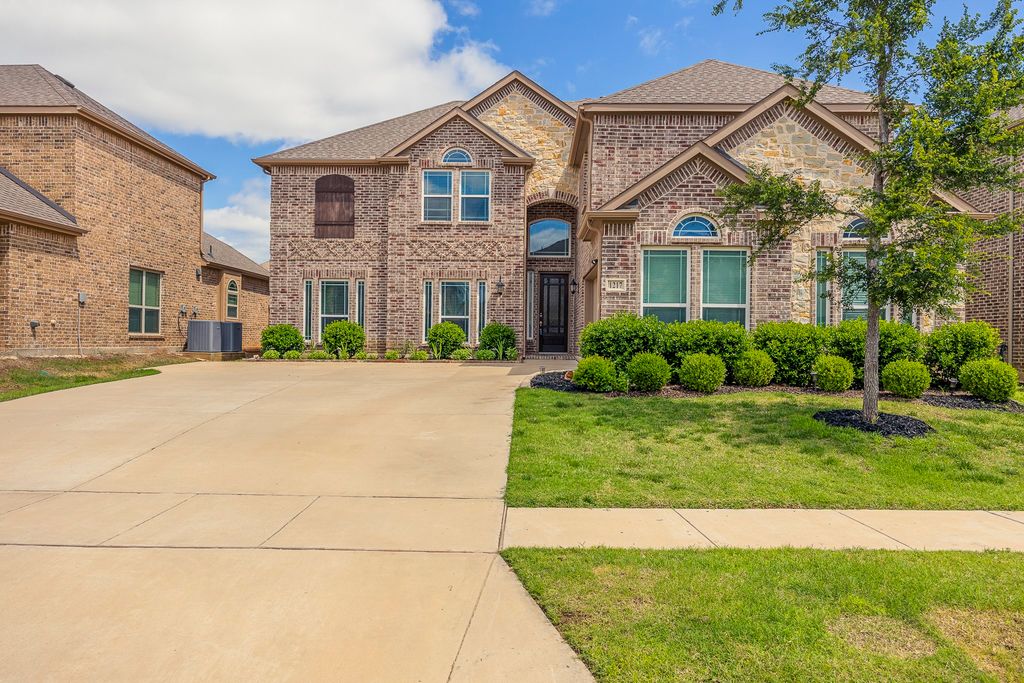1217 Hoyt Drive, Mckinney, TX 75071