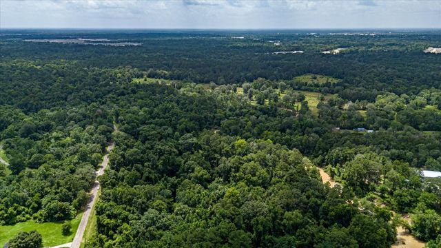 00 W Magnolia Ln, New Caney, TX 77357
