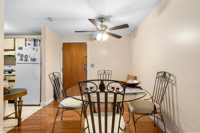 35 Longworth Ave 25, Brockton, MA 02301