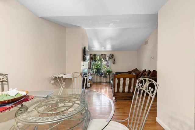35 Longworth Ave 25, Brockton, MA 02301