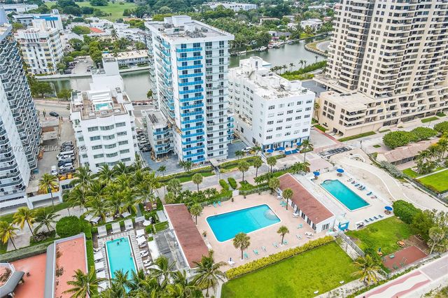 2457 Collins Ave 503, Miami Beach, FL 33140