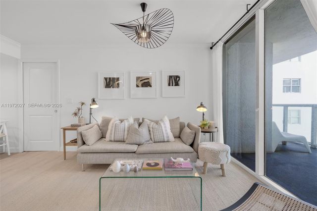 2457 Collins Ave 503, Miami Beach, FL 33140