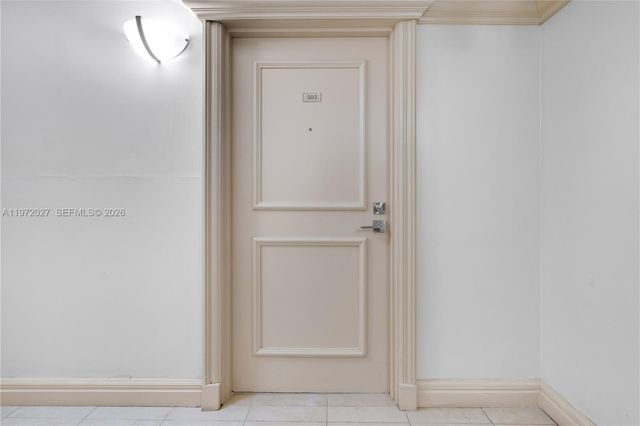 2457 Collins Ave 503, Miami Beach, FL 33140