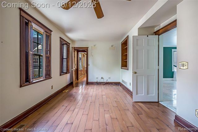 10196 Faussett Road, Fenton, MI 48430