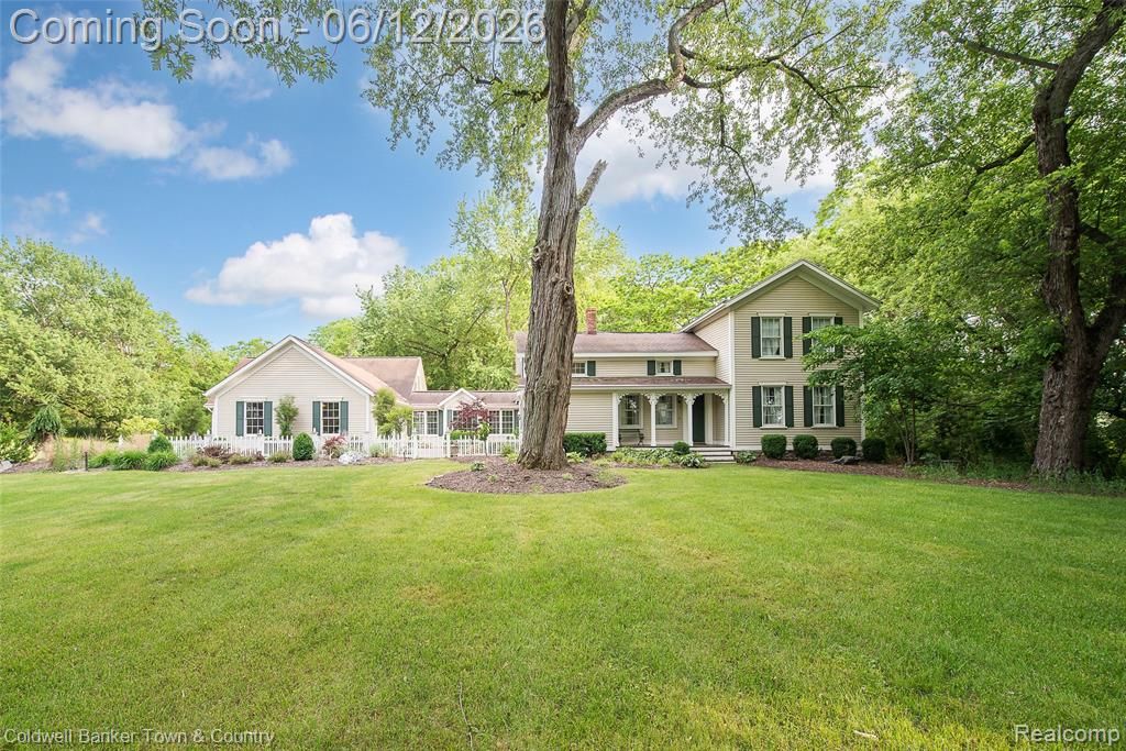 10196 Faussett Road, Fenton, MI 48430