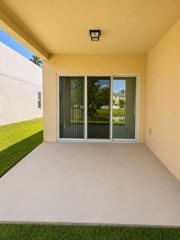 5332 NW WISK FERN Circle, Port St. Lucie, Port St Lucie, FL 34986