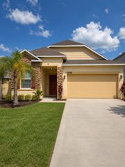 5332 NW WISK FERN Circle, Port St. Lucie, Port St Lucie, FL 34986