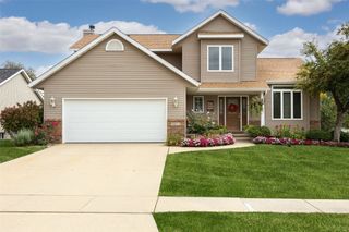 3055 Meadow Glen Street, Marion, IA 52302