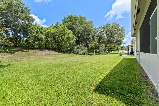638 SW Treasure Cove, Port St. Lucie, FL 34986