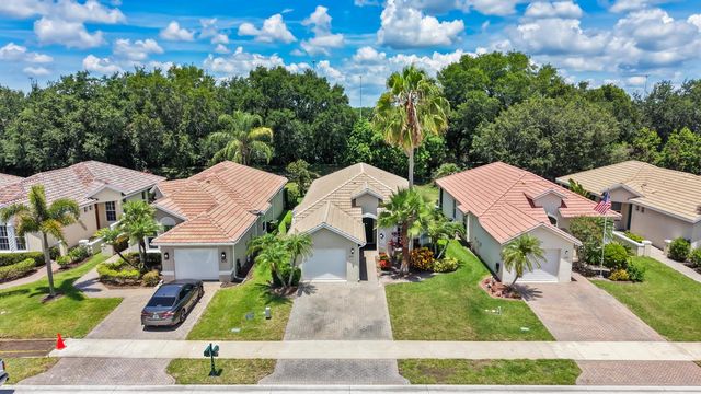 638 SW Treasure Cove, Port St. Lucie, FL 34986