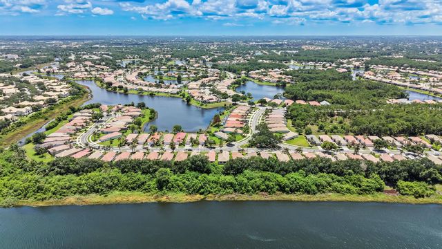638 SW Treasure Cove, Port St. Lucie, FL 34986