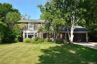7230 Riverstone Road, West Bloomfield Charter Township, MI 48322