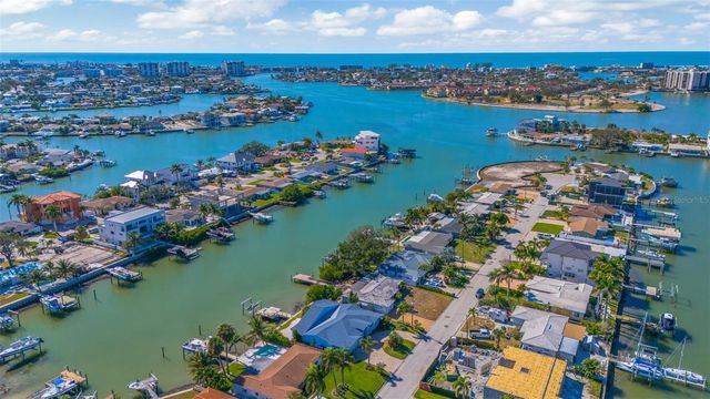 7932 2ND AVENUE S, St Petersburg, FL 33707