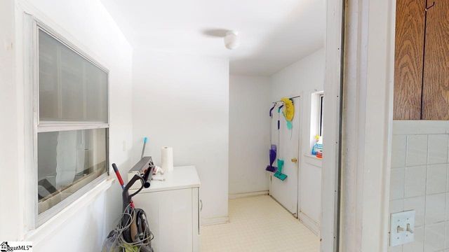 21 Jantzen Court, Seneca, SC 29672