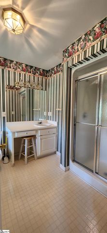21 Jantzen Court, Seneca, SC 29672