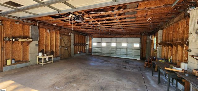 21 Jantzen Court, Seneca, SC 29672