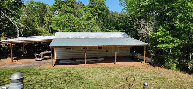 21 Jantzen Court, Seneca, SC 29672
