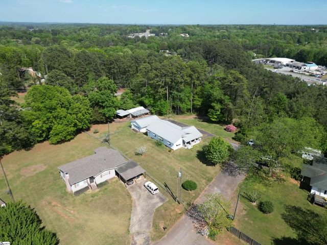 21 Jantzen Court, Seneca, SC 29672