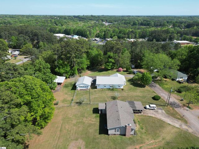 21 Jantzen Court, Seneca, SC 29672