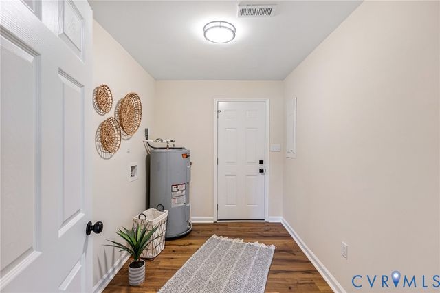 10700 Quaker Rd, Dinwiddie, VA 23841