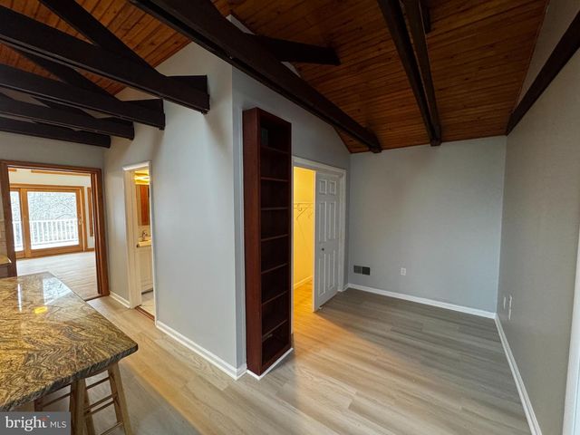 2427 GRUBB RD, Wilmington, DE 19810