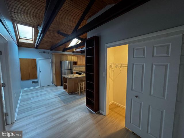 2427 GRUBB RD, Wilmington, DE 19810